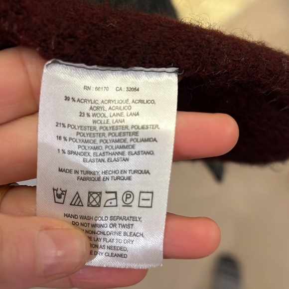 Wool blend long cardigan sleeveless - Picture 3 of 3